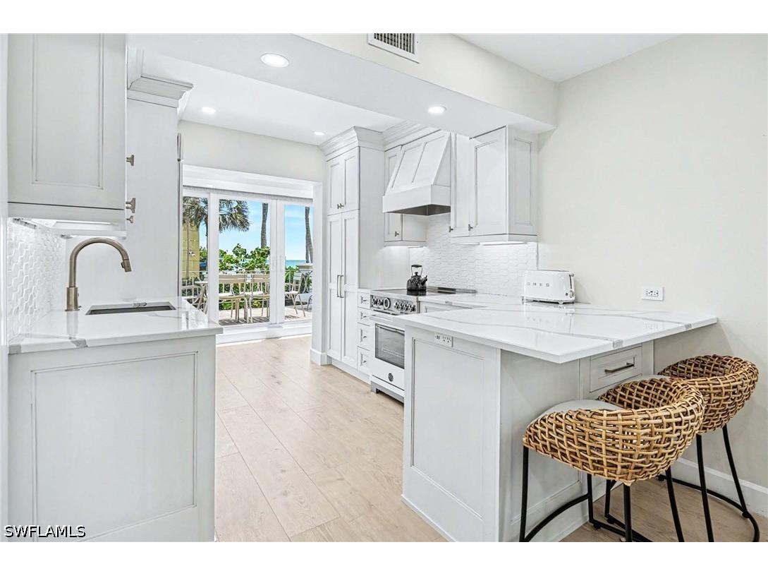 1851 Gulf Shore Boulevard N #4 Naples FL 34102 226018568 image9