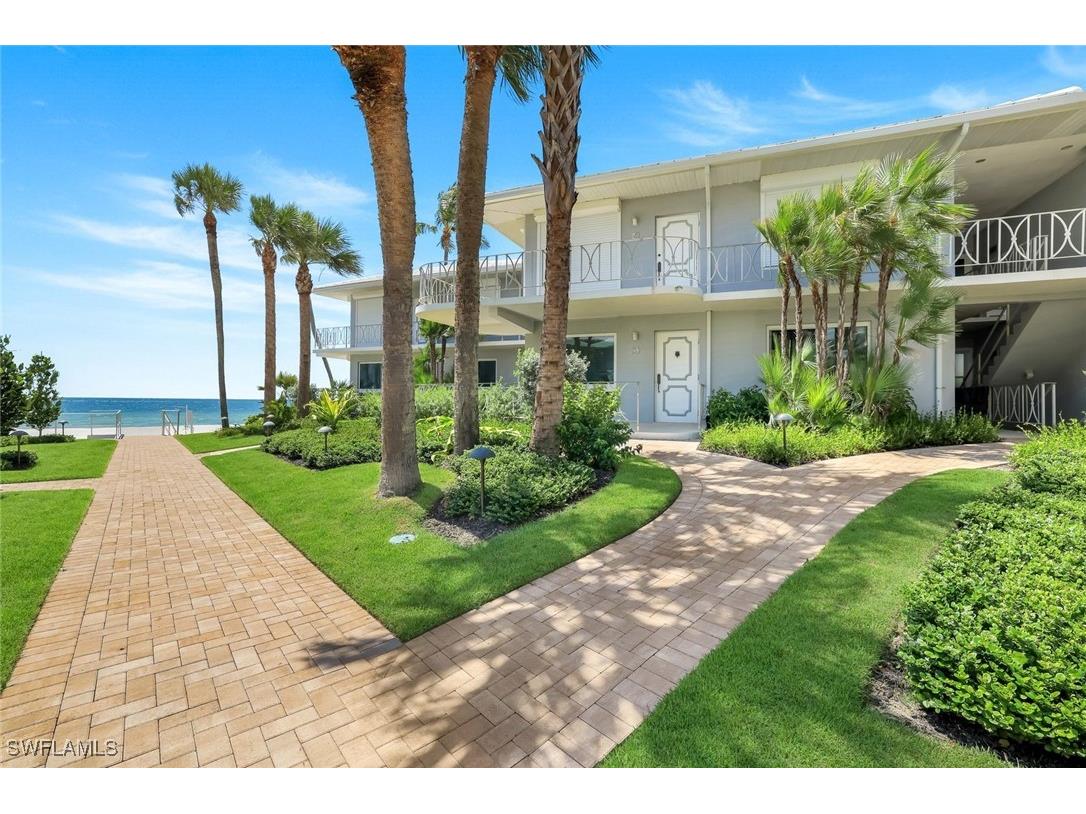 1851 Gulf Shore Blvd. N. #15 Naples FL 34102 225066693 image1