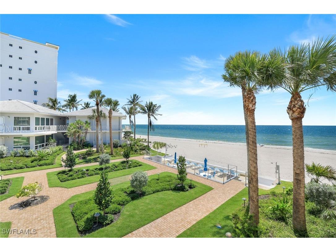 1851 Gulf Shore Blvd. N. #15 Naples FL 34102 225066693 image16