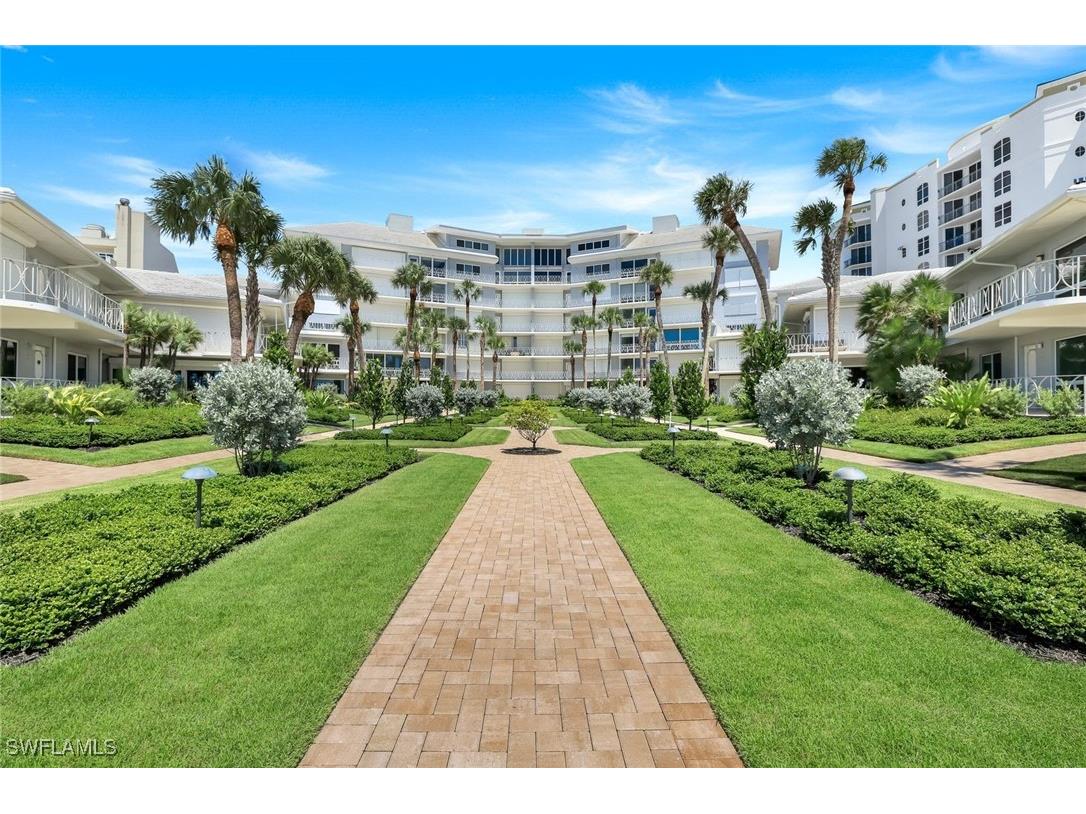1851 Gulf Shore Blvd. N. #15 Naples FL 34102 225066693 image2