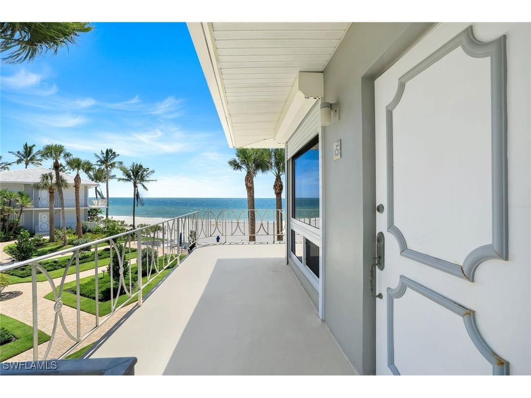 1851 Gulf Shore Blvd. N. #15 Naples FL 34102 225066693 image3