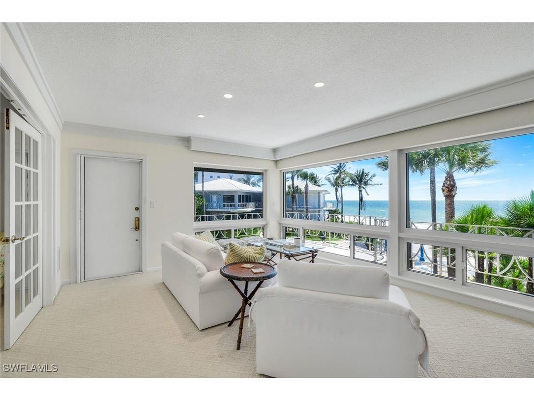 1851 Gulf Shore Blvd. N. #15 Naples FL 34102 225066693 image5