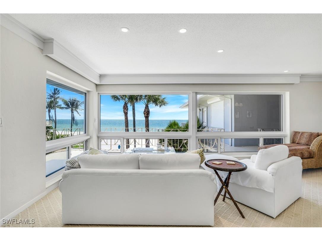 1851 Gulf Shore Blvd. N. #15 Naples FL 34102 225066693 image6