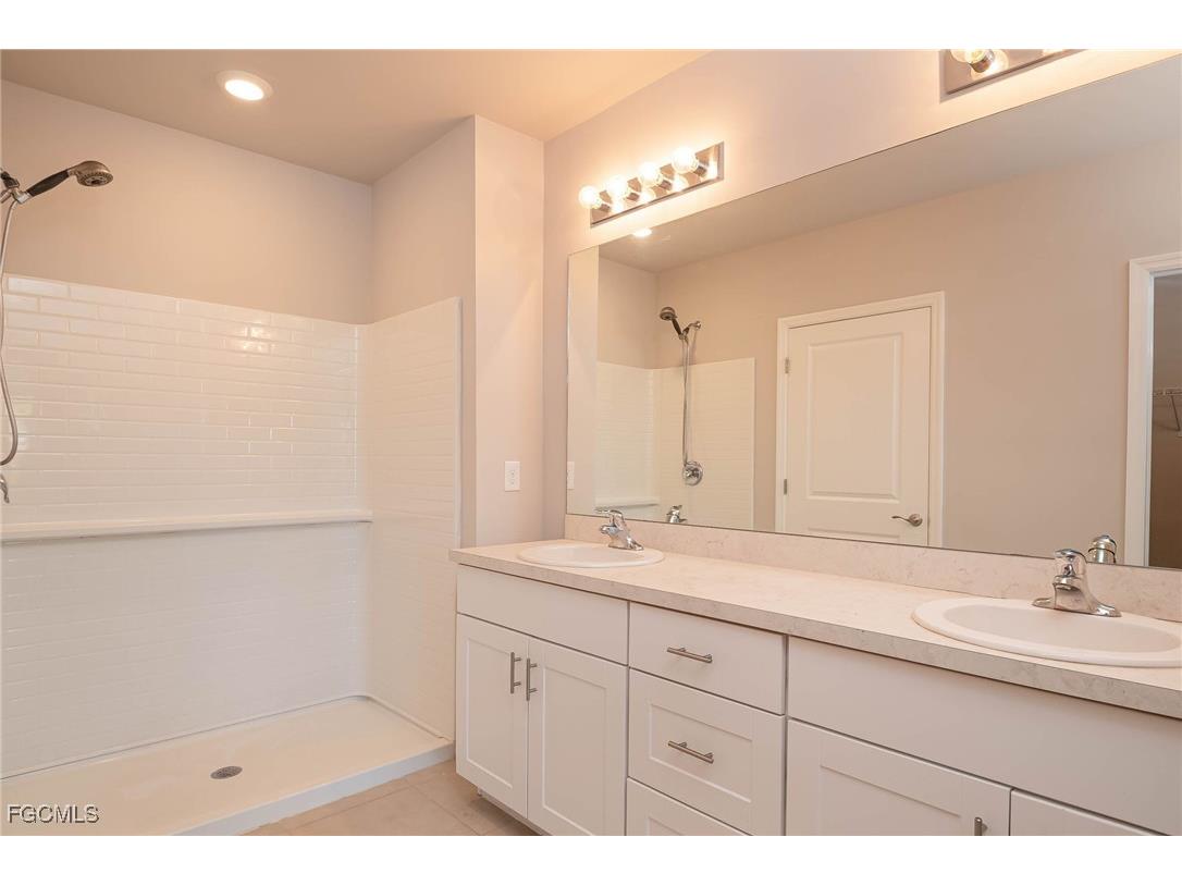 18517 Cronin Sand Lane North Fort Myers FL 33917 2025005034 image13