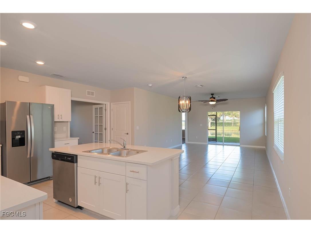 18517 Cronin Sand Lane North Fort Myers FL 33917 2025005034 image5