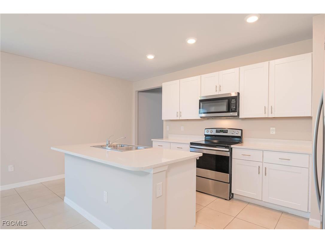 18517 Cronin Sand Lane North Fort Myers FL 33917 2025005034 image6