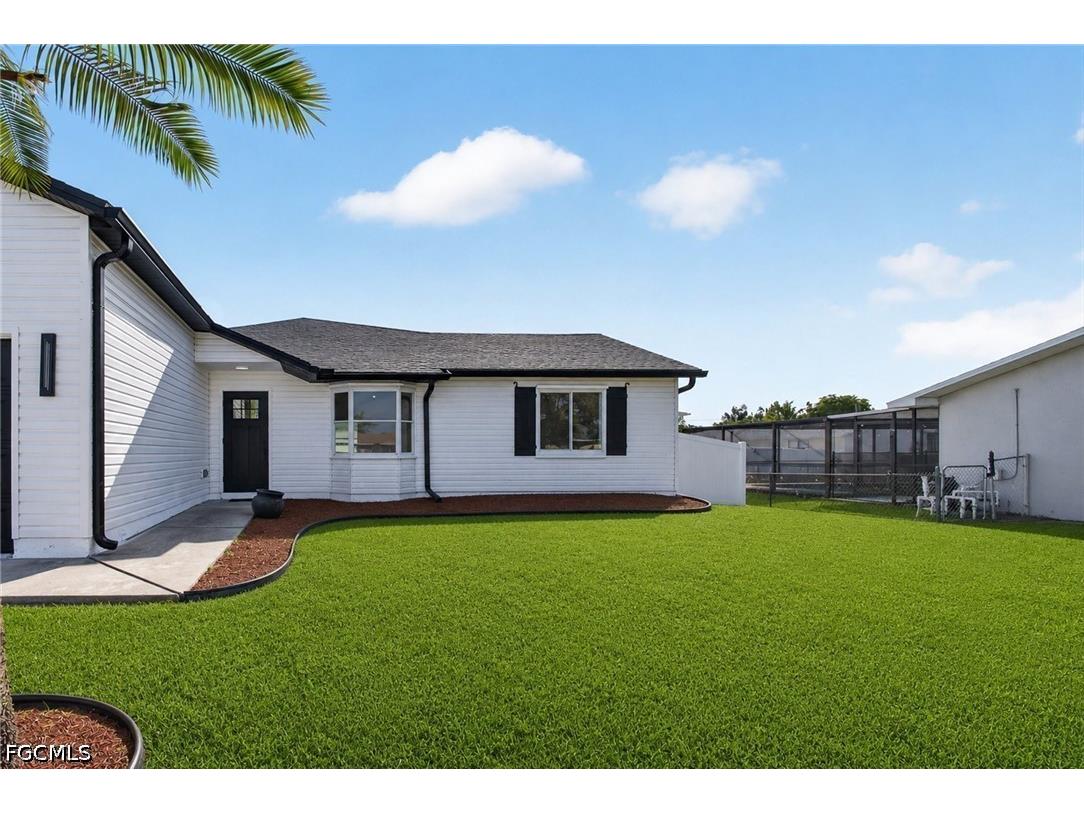 18521 Phlox Drive Fort Myers FL 33967 2026024574 image3