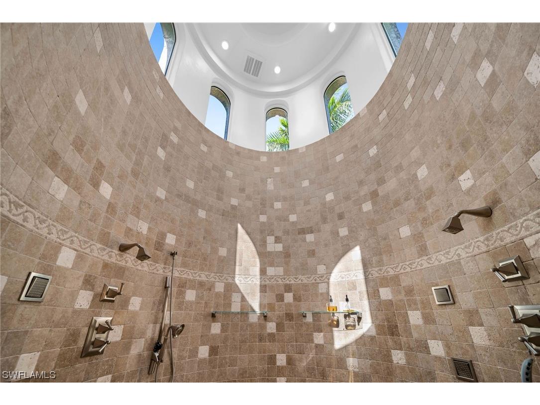 18528 Baseleg Avenue North Fort Myers FL 33917 224018391 image25