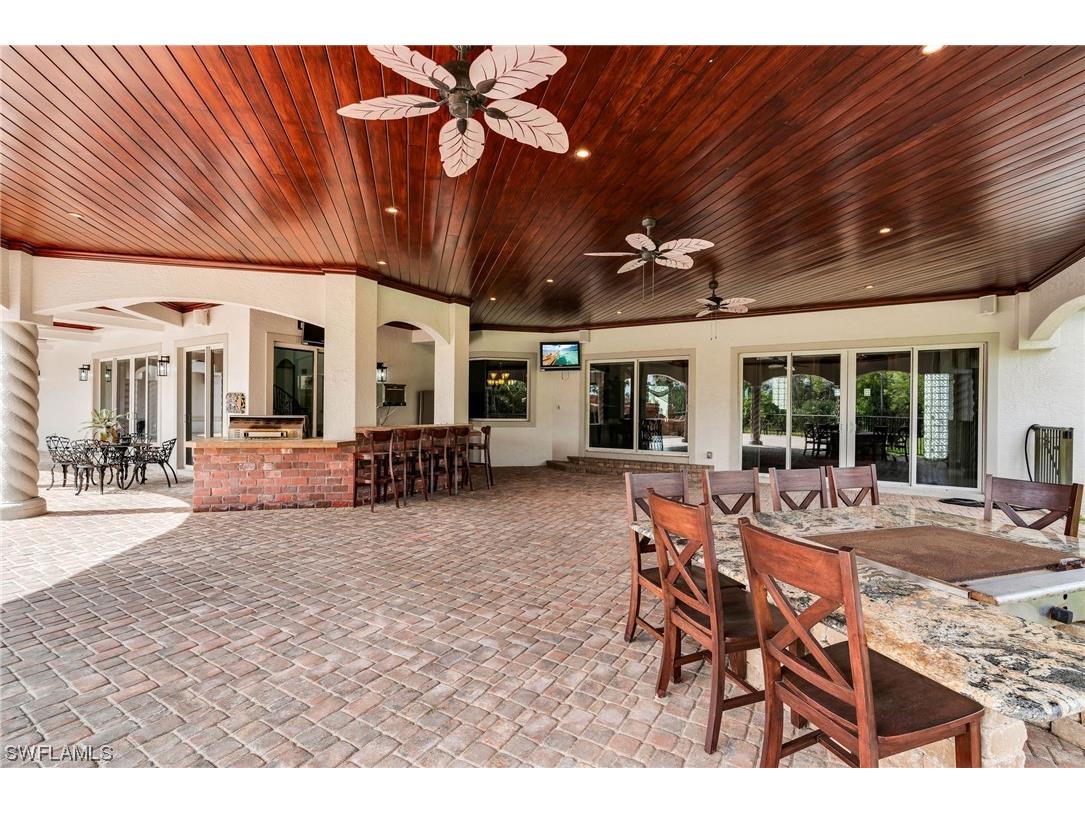 18528 Baseleg Avenue North Fort Myers FL 33917 224018391 image47