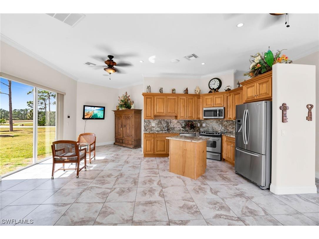 18528 Baseleg Avenue North Fort Myers FL 33917 224018391 image48