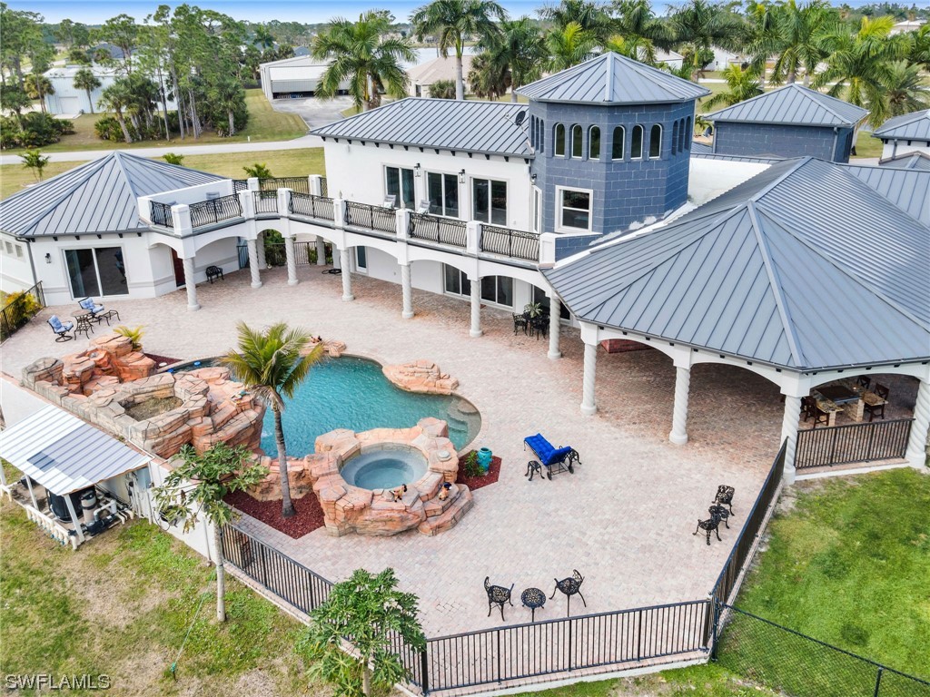 18528 Baseleg Avenue North Fort Myers FL 33917 224018391 image5