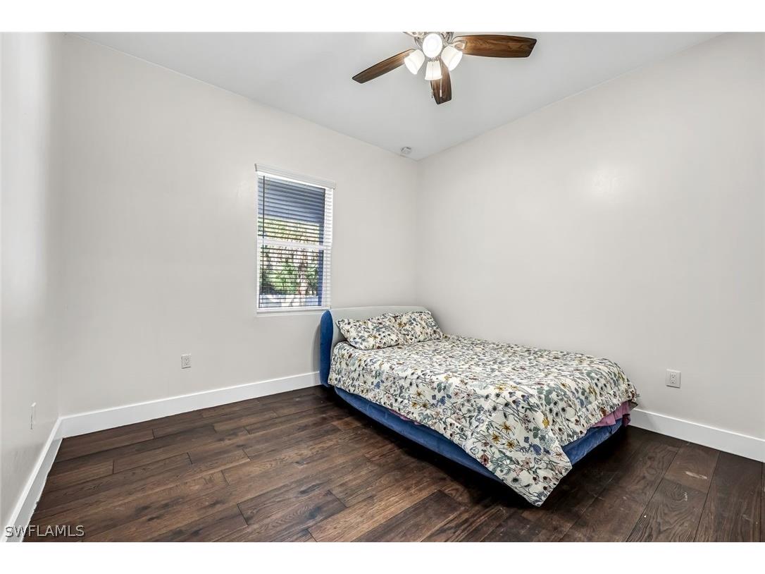 1853 Della Drive Naples FL 34117 226004957 image24