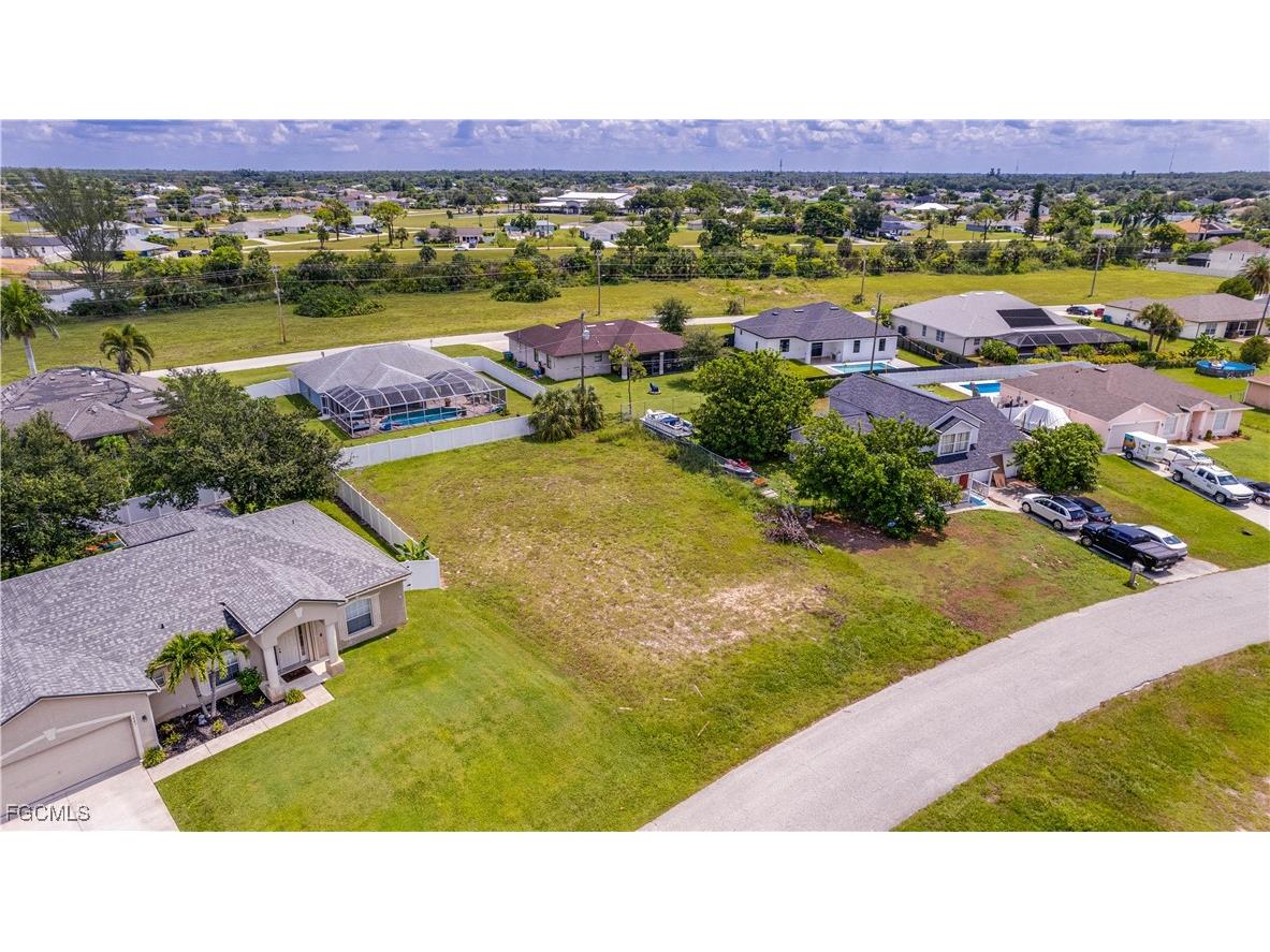 1853 NE 22nd Terrace Cape Coral FL 33909 2025008749 image1