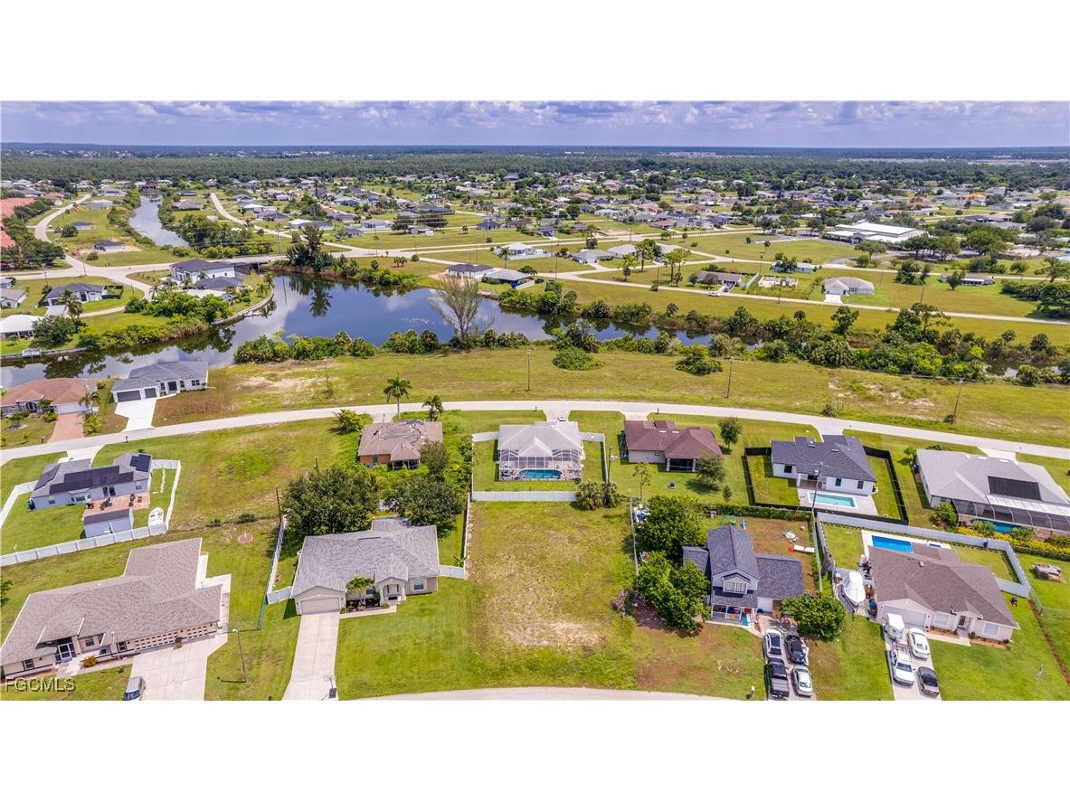 1853 NE 22nd Terrace Cape Coral FL 33909 2025008749 image3