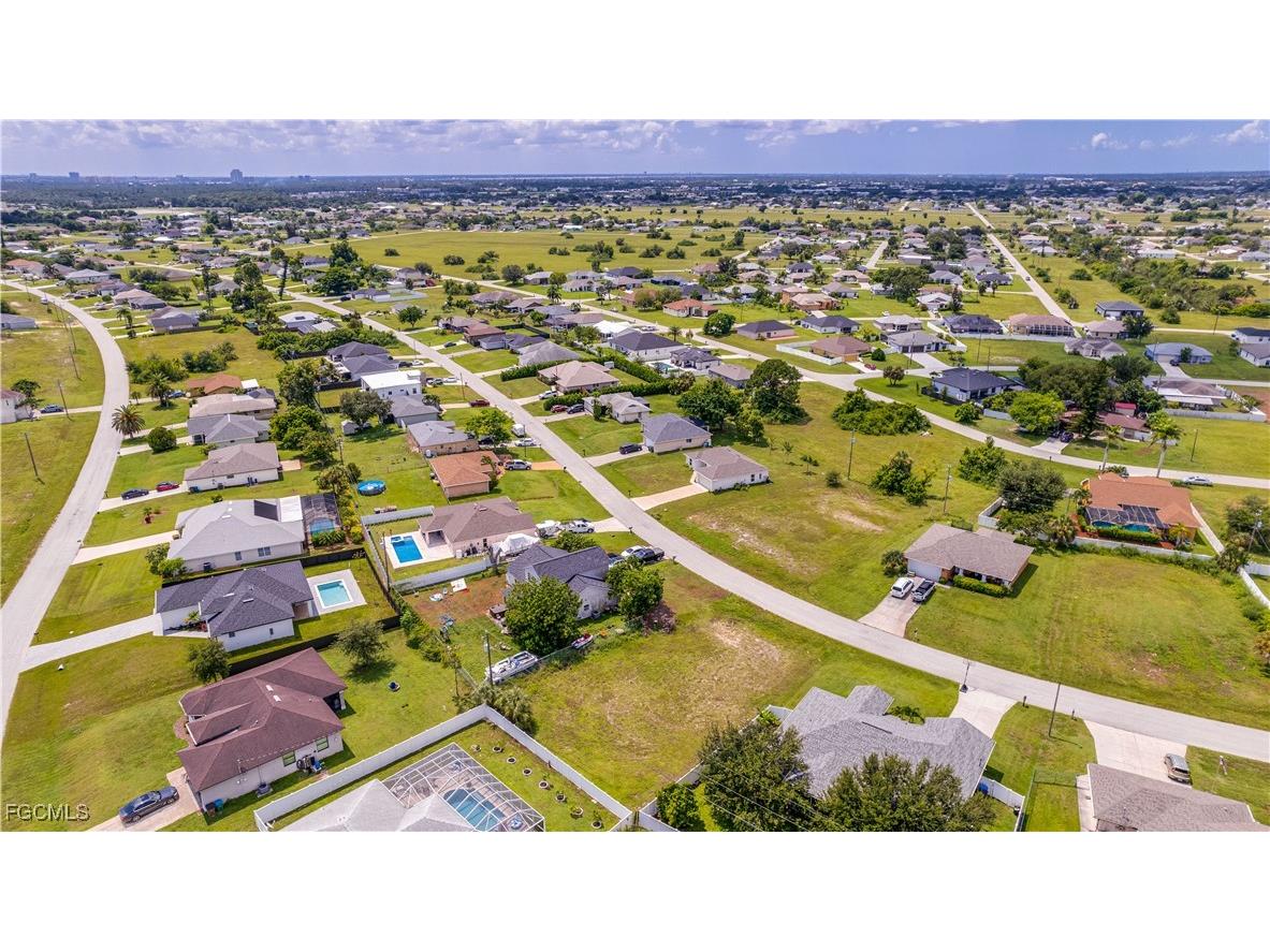 1853 NE 22nd Terrace Cape Coral FL 33909 2025008749 image5