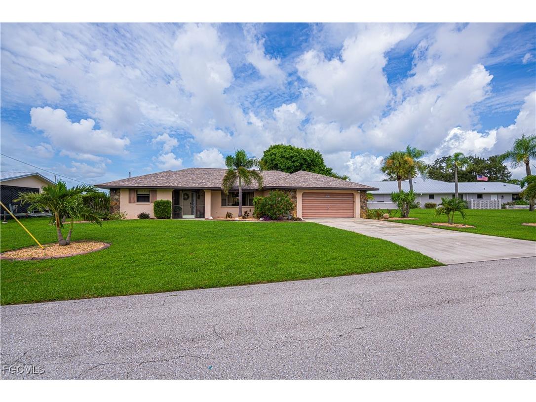 18537 Klingler Circle Port Charlotte FL 33948 2025006949 image1