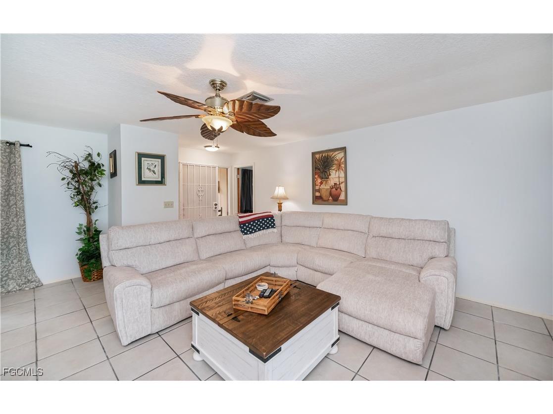 18537 Klingler Circle Port Charlotte FL 33948 2025006949 image15