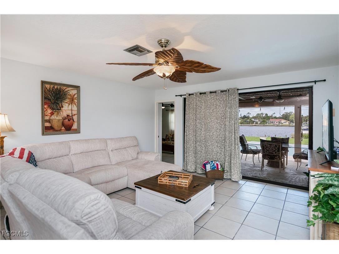 18537 Klingler Circle Port Charlotte FL 33948 2025006949 image16