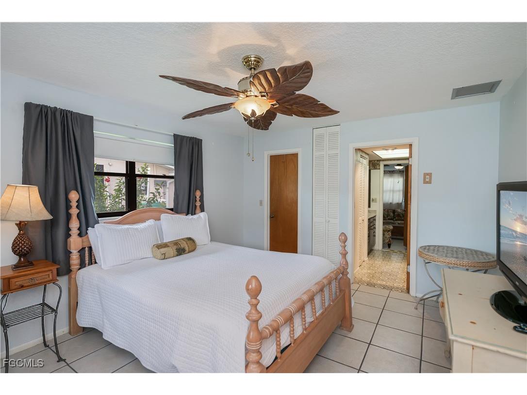 18537 Klingler Circle Port Charlotte FL 33948 2025006949 image31