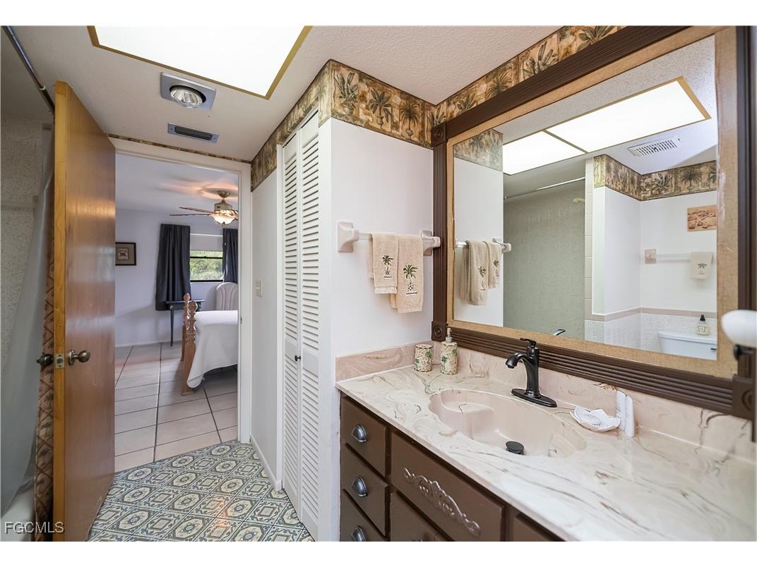 18537 Klingler Circle Port Charlotte FL 33948 2025006949 image33