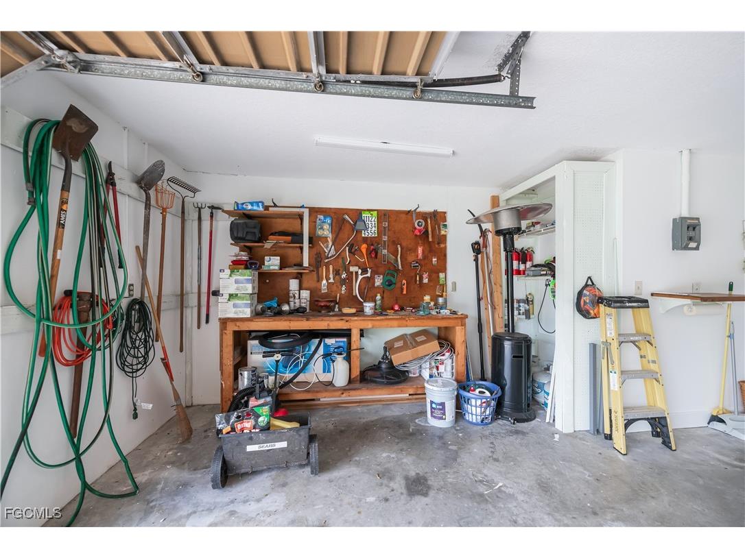 18537 Klingler Circle Port Charlotte FL 33948 2025006949 image50