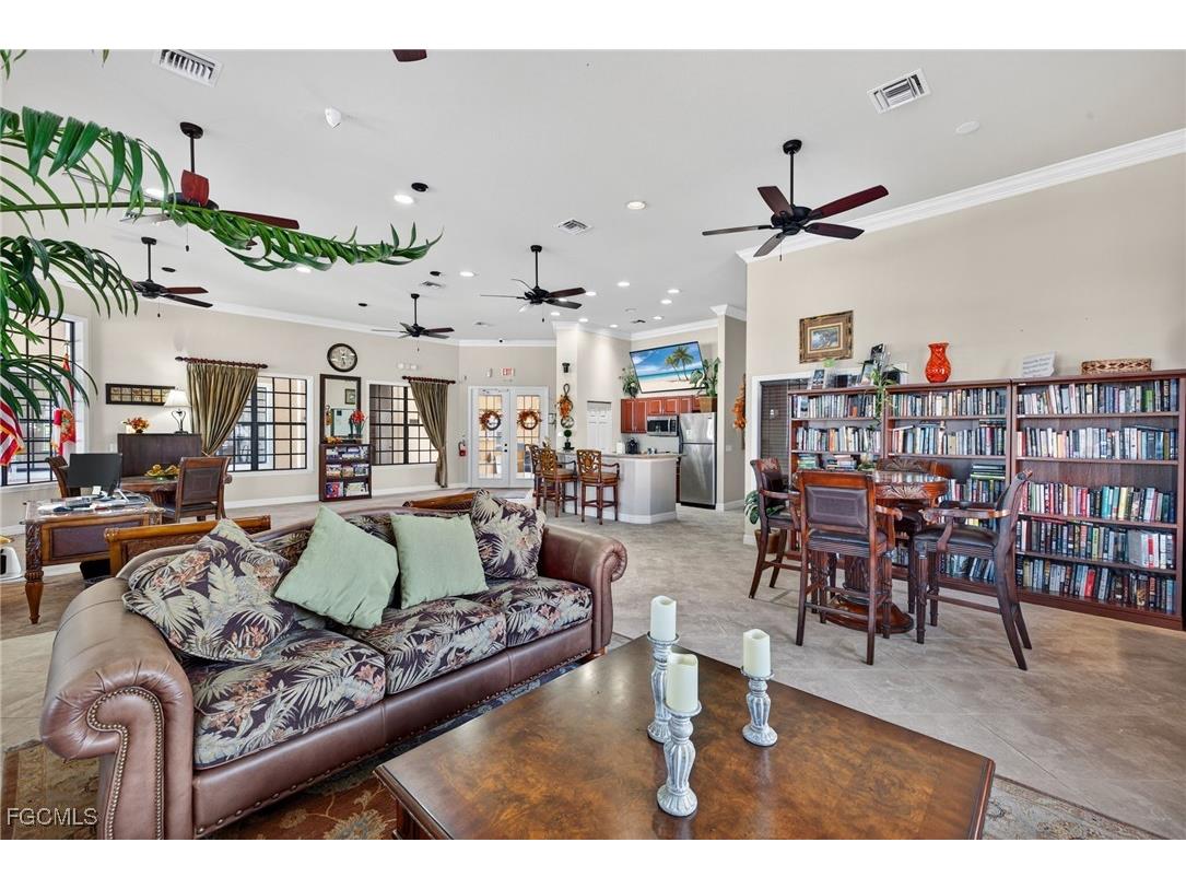 1854 Concordia Lake Circle #806 Cape Coral FL 33909 2025023357 image22