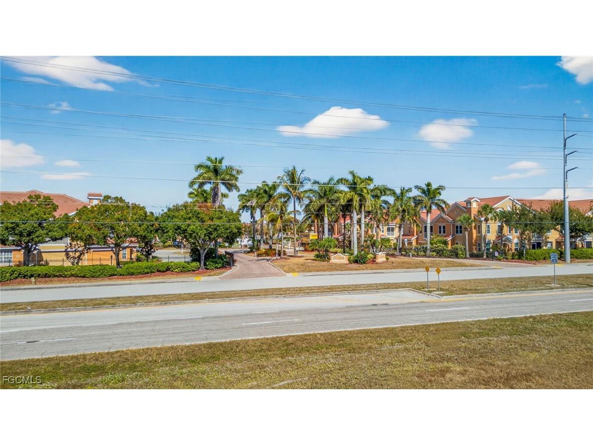1854 Concordia Lake Circle #806 Cape Coral FL 33909 2025023357 image30