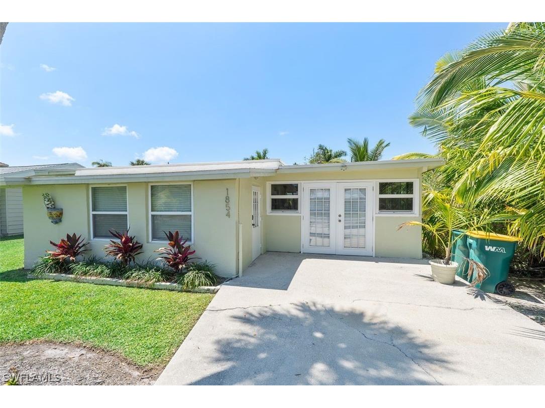 1854 Danford Street Naples FL 34112 224047362 image1