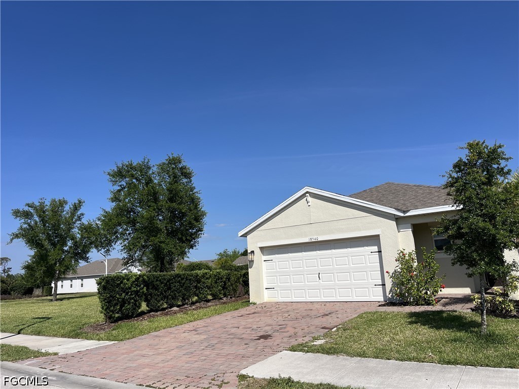 18540 Cronin Sand Lane North Fort Myers FL 33917 2026024676 image1