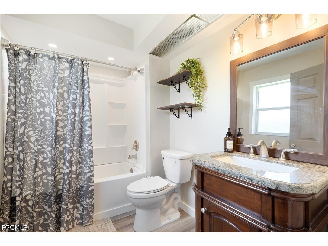 18542 Wisteria Road Fort Myers FL 33967 2026024079 image17