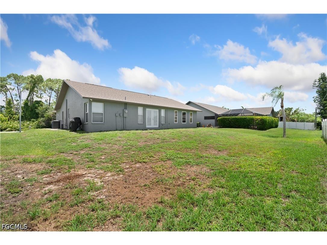 18542 Wisteria Road Fort Myers FL 33967 2026024079 image3
