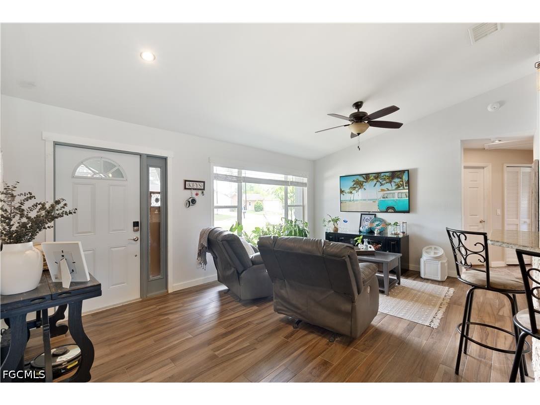 18542 Wisteria Road Fort Myers FL 33967 2026024079 image7