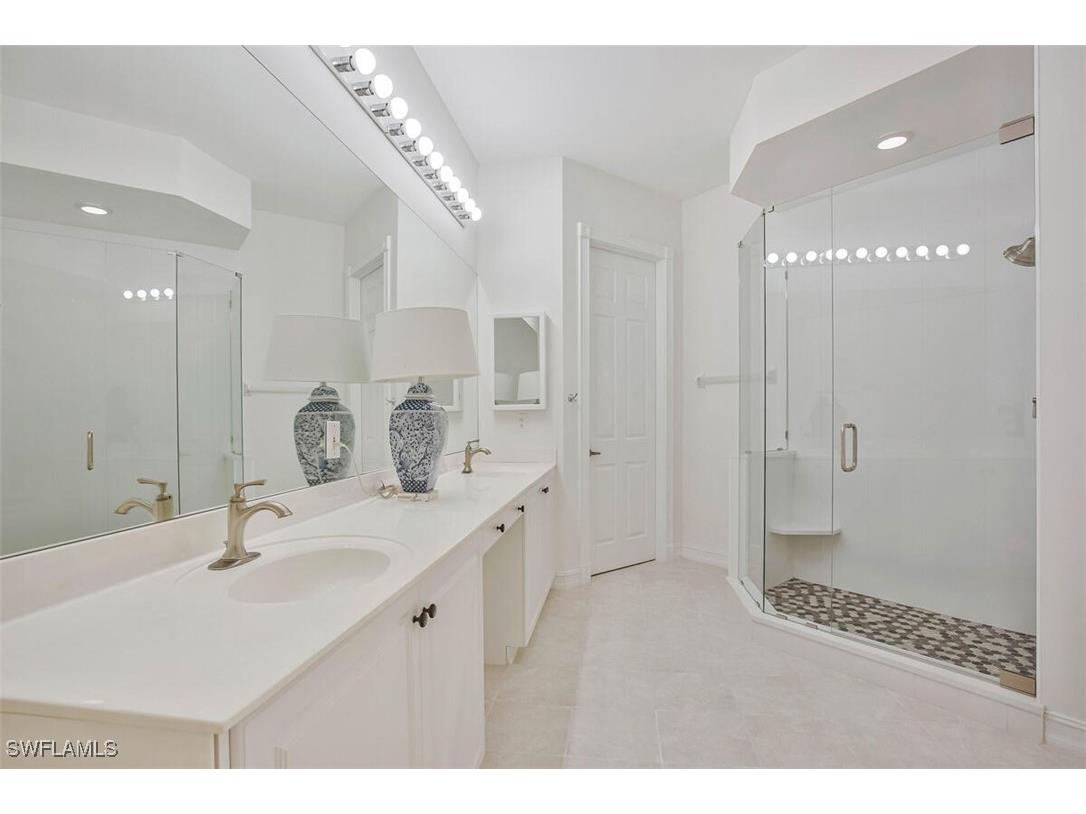 1855 Les Chateaux Boulevard #302 Naples FL 34109 225073505 image17