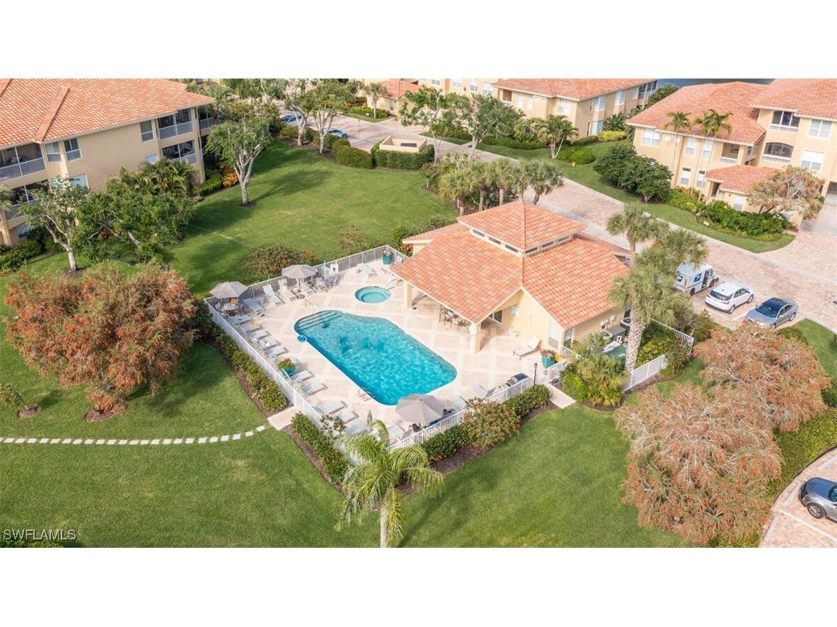 1855 Les Chateaux Boulevard #302 Naples FL 34109 225073505 image6