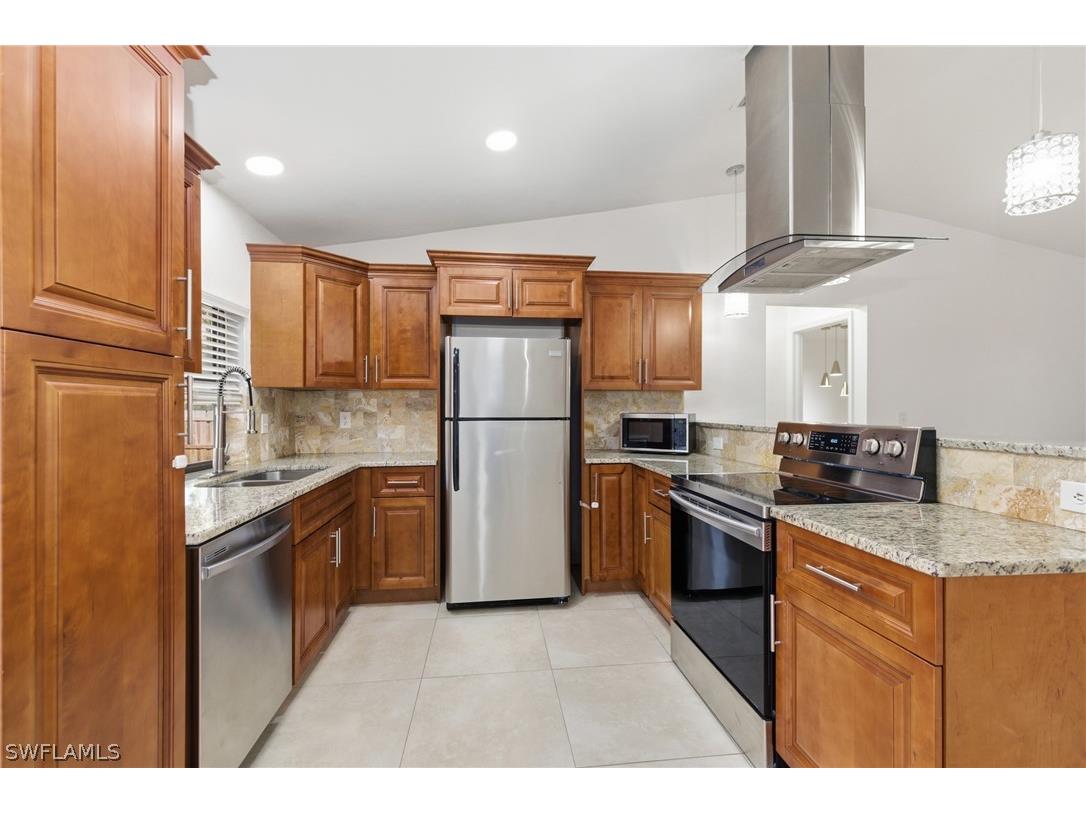 18554 Zinnia Road Fort Myers FL 33967 226006716 image7