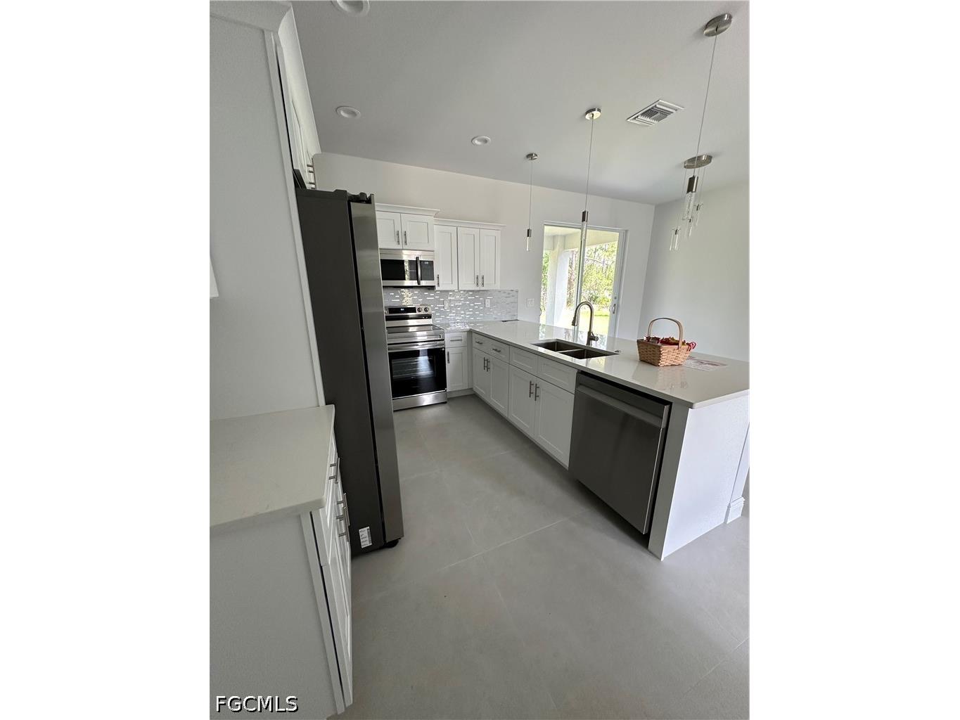 1856 Montana Street Lehigh Acres FL 33972 2026017436 image8