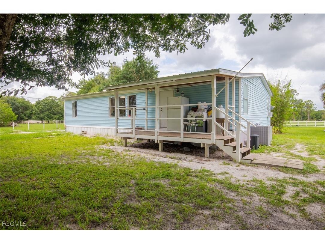 1856 Tampa Avenue Clewiston FL 33440 2025009657 image1