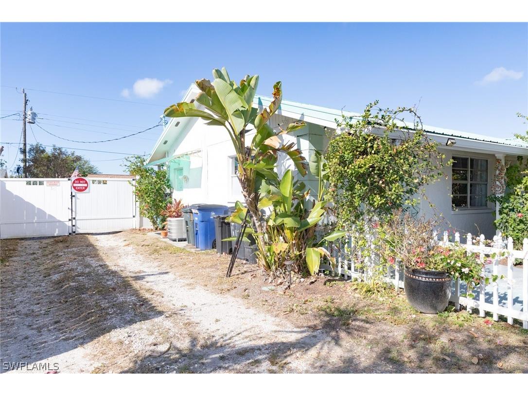 18568 Flamingo Road Fort Myers FL 33967 226007148 image24