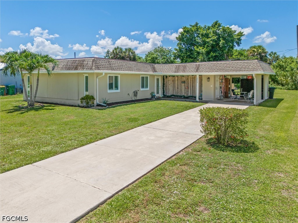 18579 Robinson Avenue Port Charlotte FL 33948 2026031148 image1