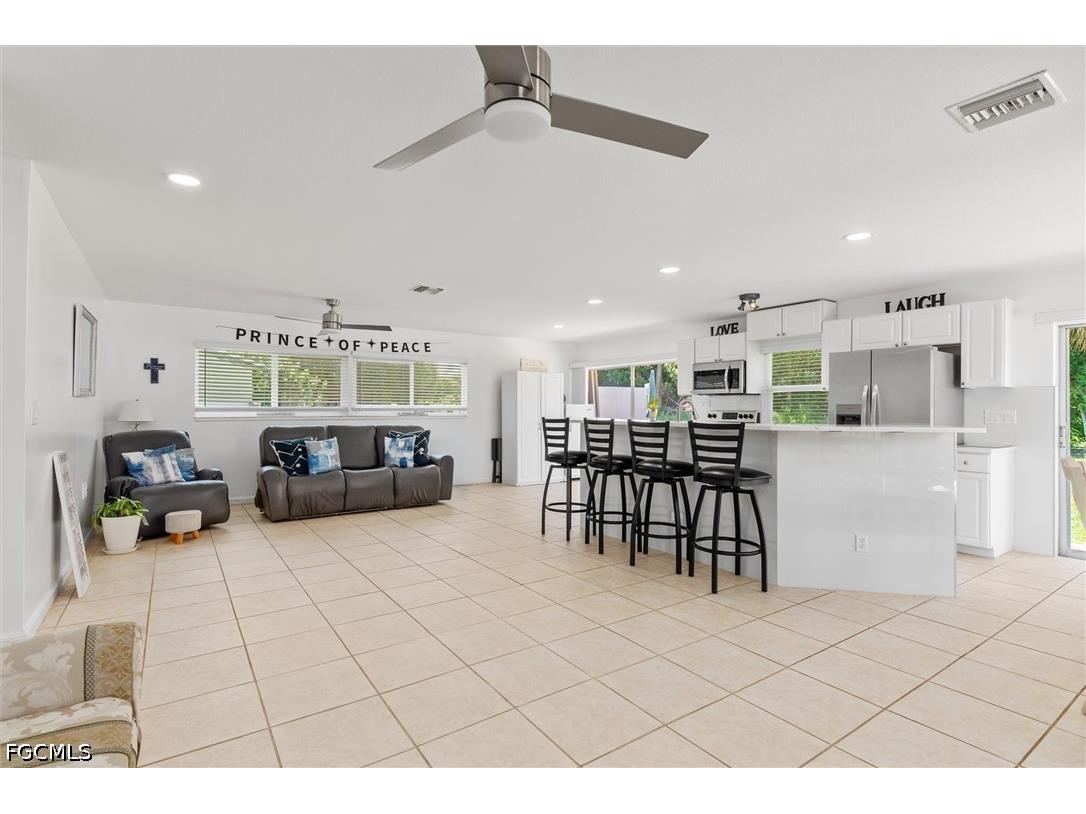 18579 Robinson Avenue Port Charlotte FL 33948 2026031148 image2