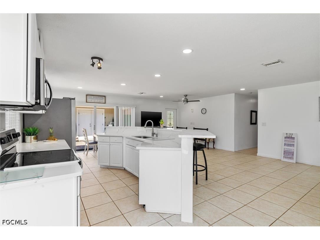 18579 Robinson Avenue Port Charlotte FL 33948 2026031148 image7