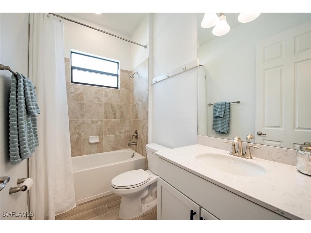 1858 Mustique Street Naples FL 34120 225066068 image26