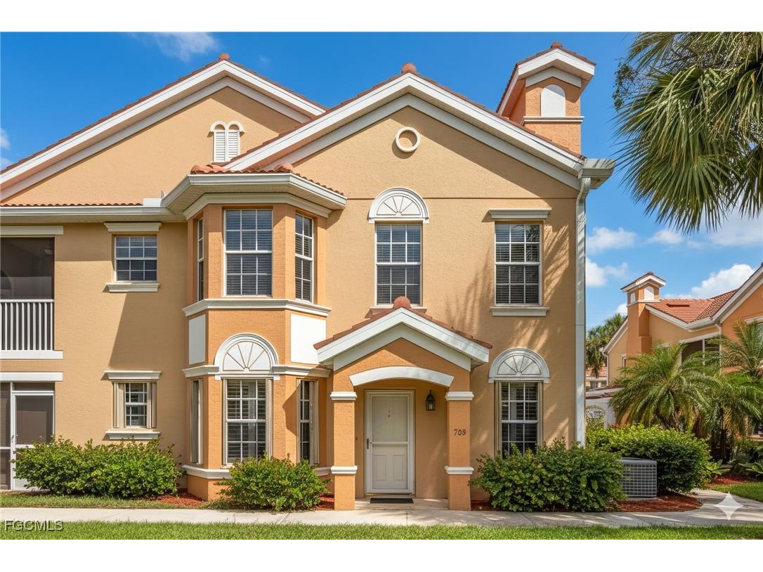 1859 Concordia Lake Circle #703 Cape Coral FL 33909 2025010000 image1
