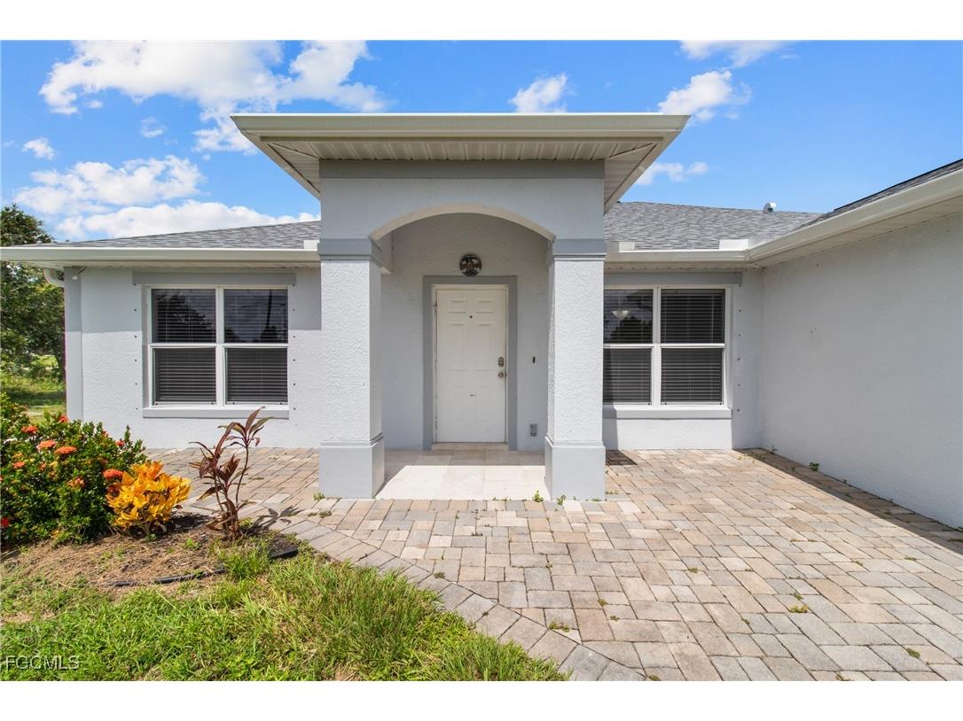 1859 Mayberry Drive Lehigh Acres FL 33972 2025002428 image1