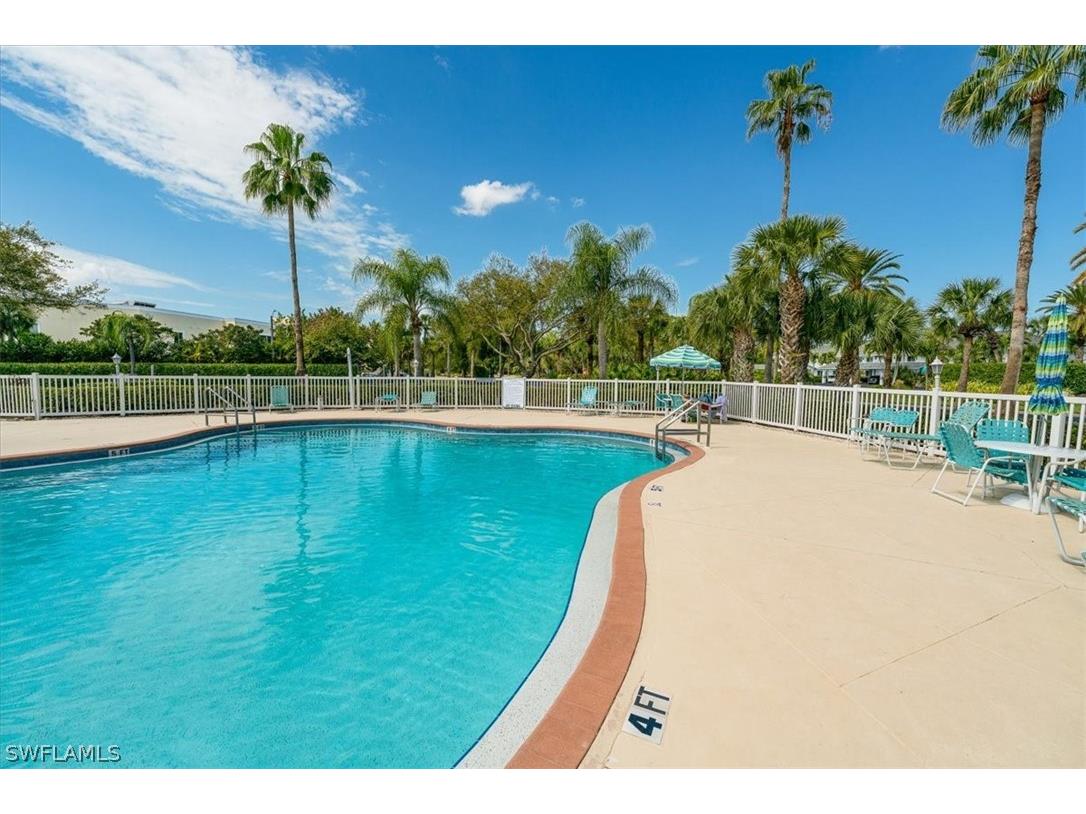 186 Gabriel Circle #3903 Naples FL 34104 226012463 image28