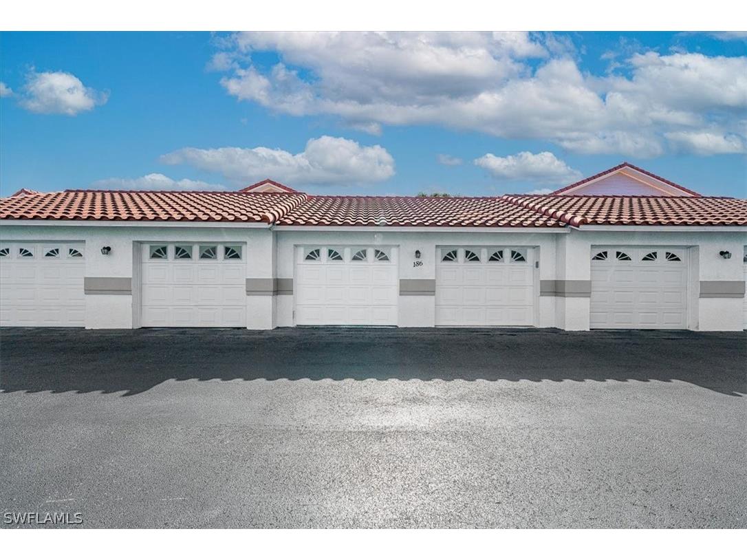 186 Gabriel Circle #3903 Naples FL 34104 226012463 image3
