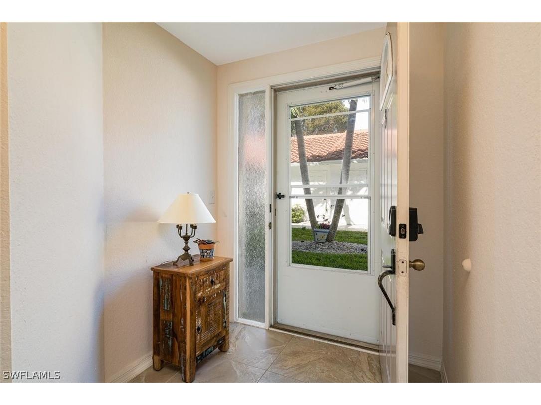 186 Gabriel Circle #3903 Naples FL 34104 226012463 image8