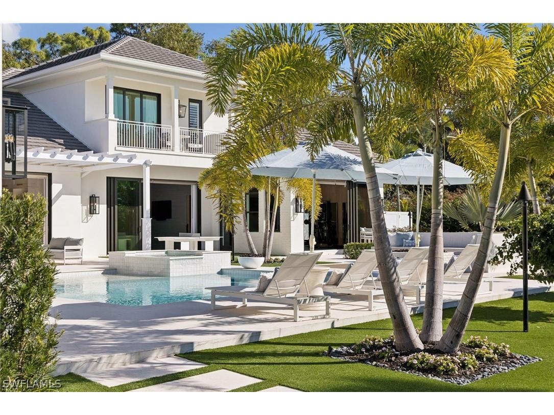 186 North Street Naples FL 34108 226007010 image3