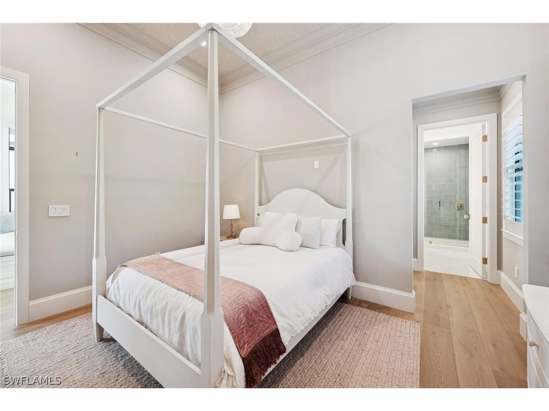 186 North Street Naples FL 34108 226007010 image31