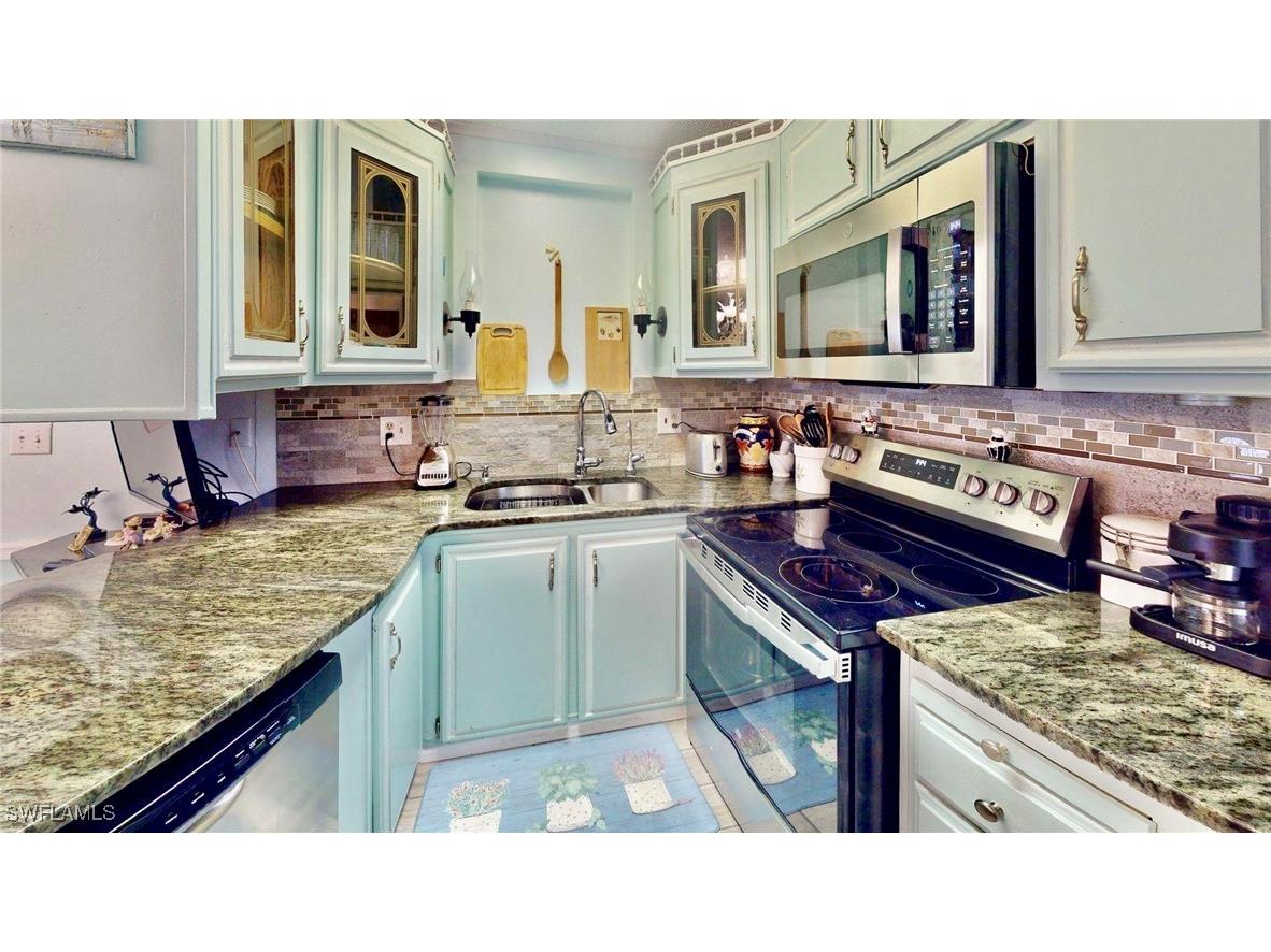 186 Panther Pass Circle #186 Naples FL 34114 225068719 image17